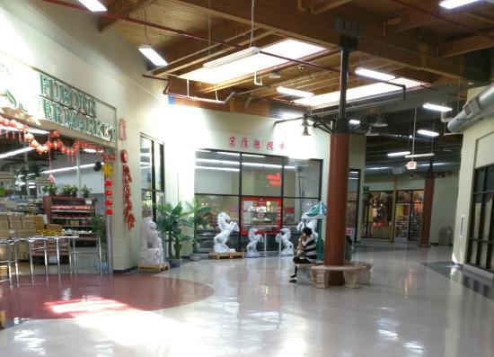 Fubonn Shopping Center